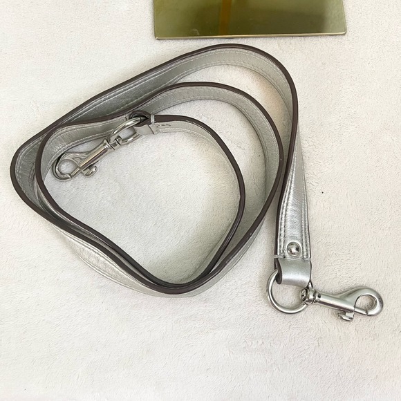 Vintage Coach Ashley White Silver Leather Convertible Crossbody Shoulder Handbag - Picture 9 of 15